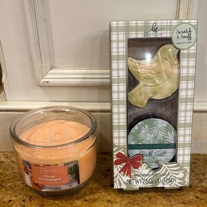 NEW💕BODY & EARTH BATH BOMB/BATH SALT & MAINSTAYS CITRUS CHAMPAGNE CANDLE